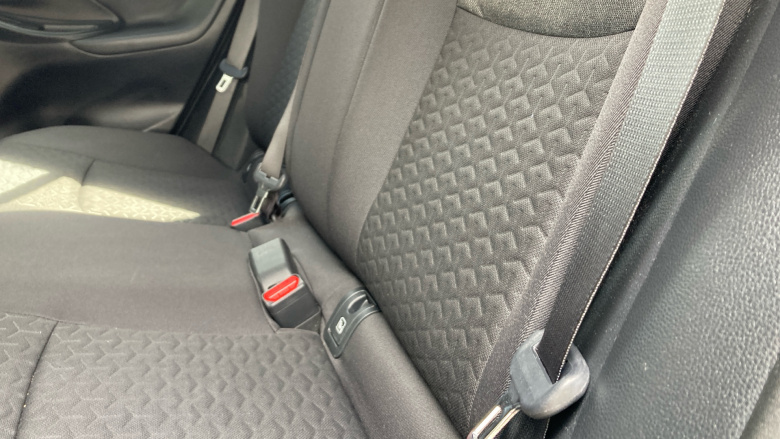 Toyota Yaris Cross 1.5 Hybrid Design 5dr CVT Hybrid Estate